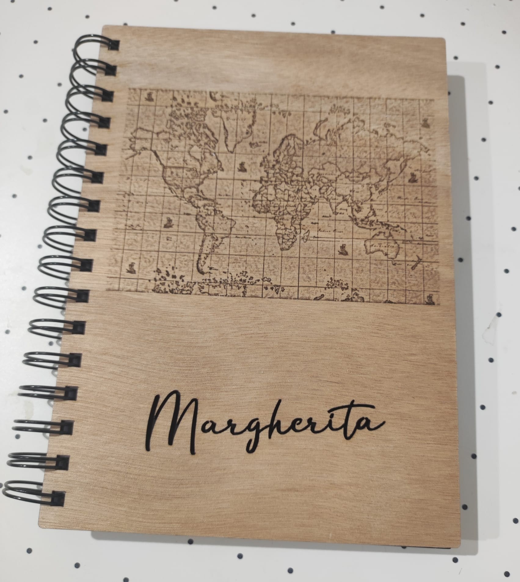 Agenda personalizzata con copertina in legno