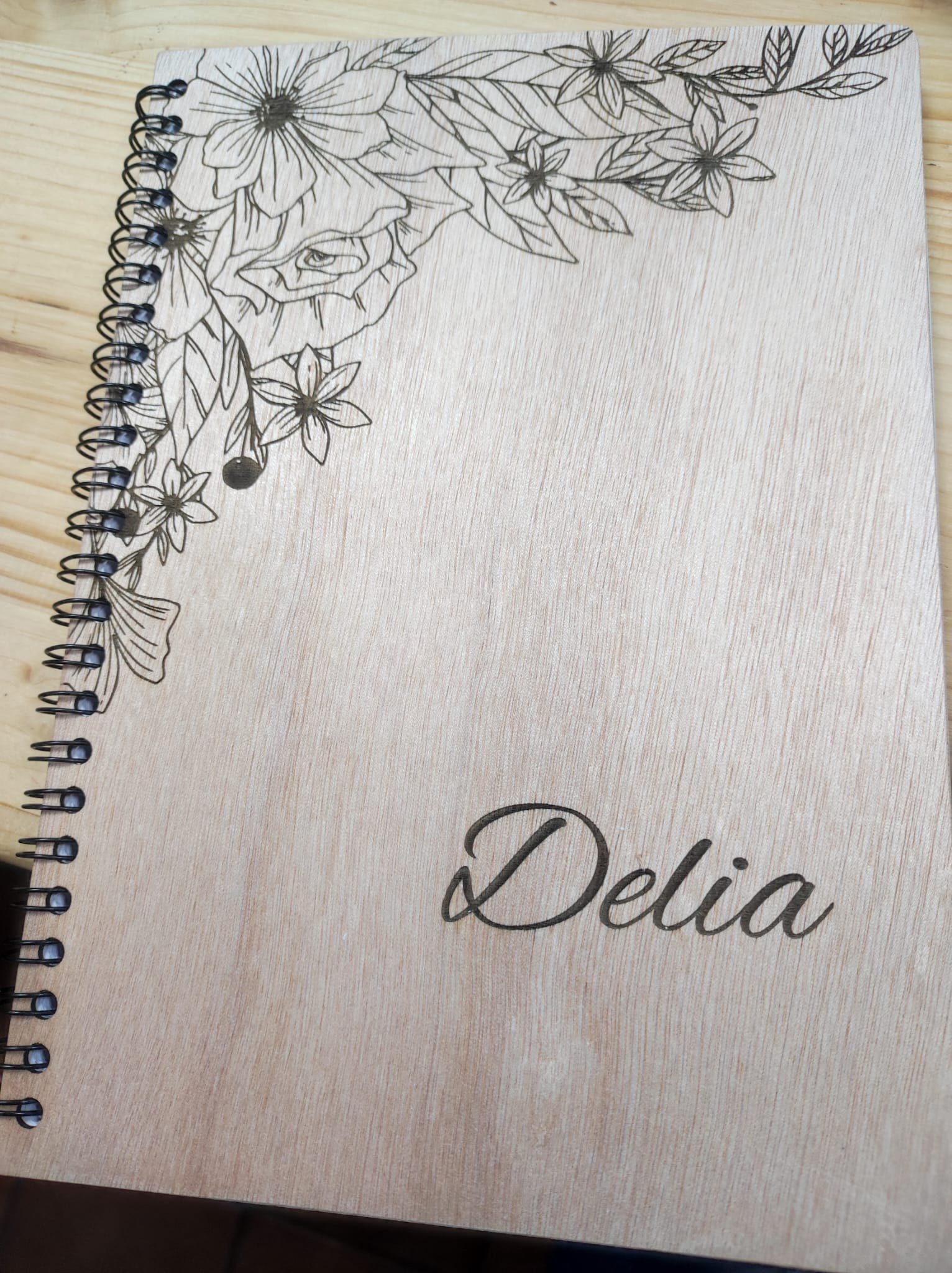 Agenda personalizzata con copertina in legno - immagine 20