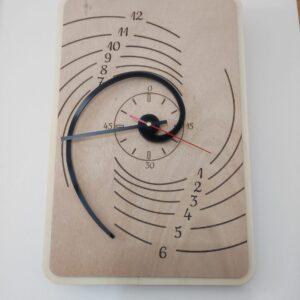 orologio legno sezione aurea